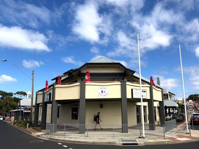 Inverloch esplanade hotel