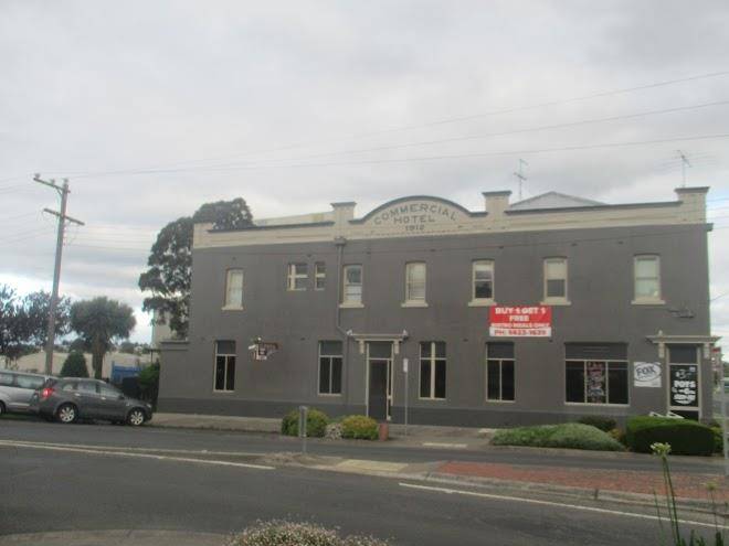 Commercial Hotel Image