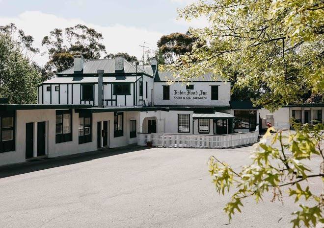 The Robin Hood Inn Image