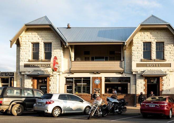 Yarragon hotel