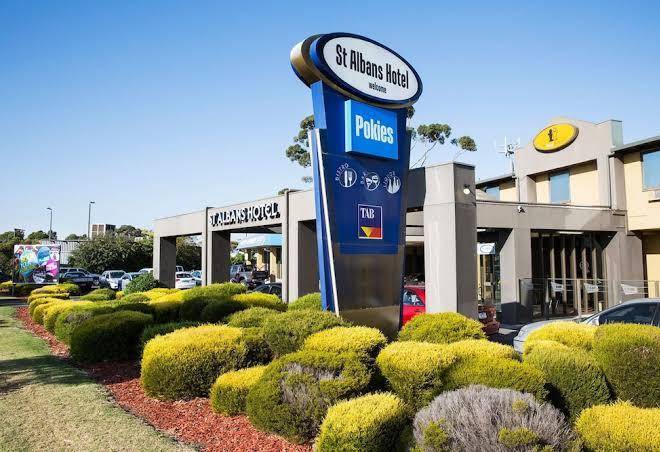 St Albans Hotel Image