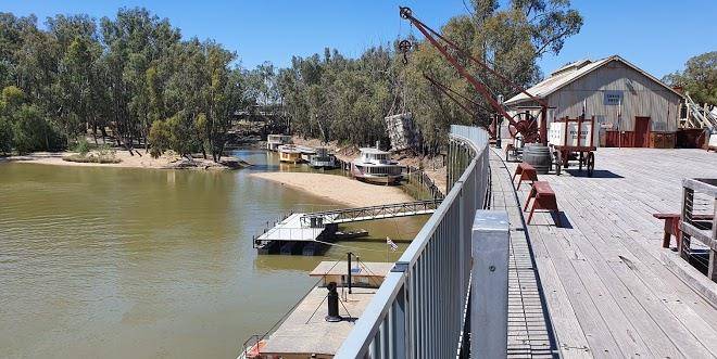 Tab echuca hotel