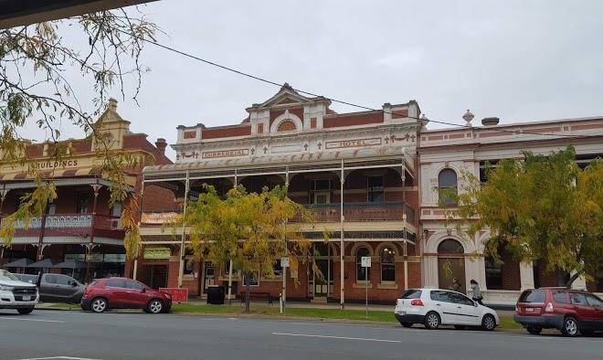 Rochester wine tavern & bed and breakfast