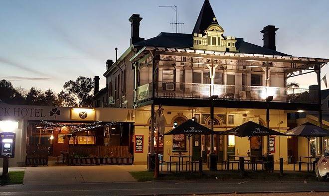 Shamrock hotel echuca