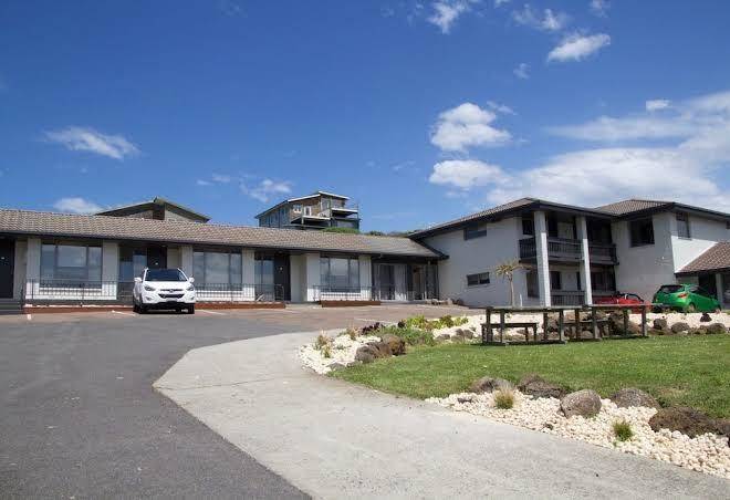 Southern ocean motor inn