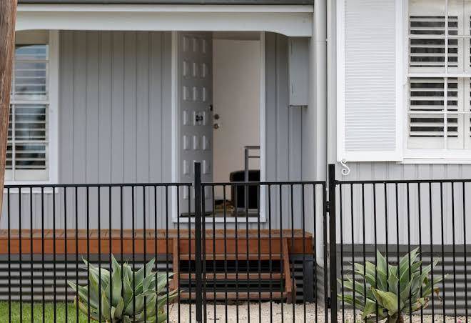 5 br close to beach & moorpanyal park