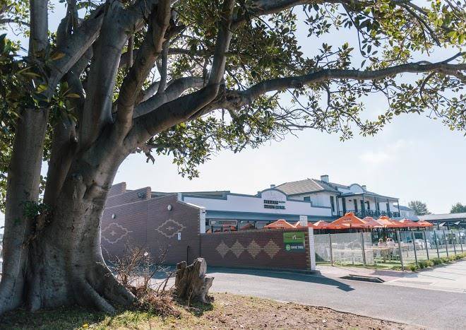 Barwon heads hotel