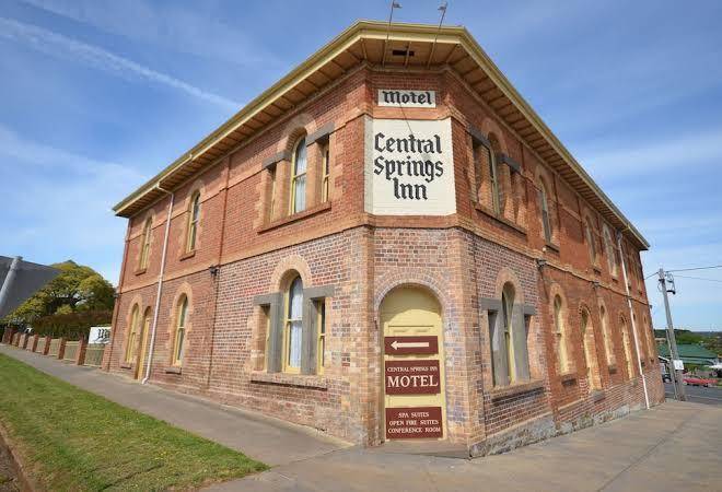 Central springs inn