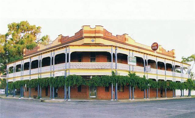 Victoria hotel dimboola