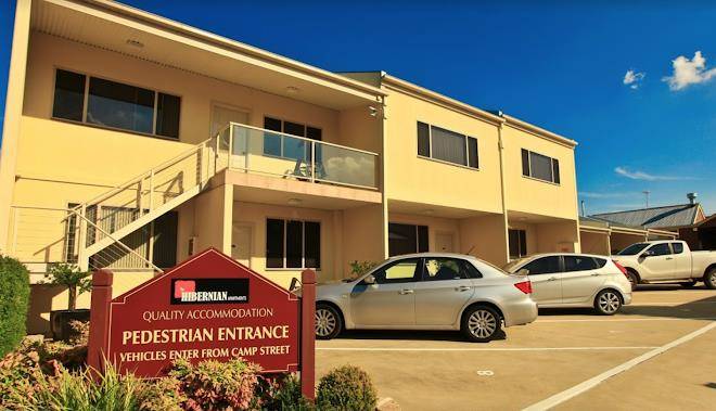 Hibernian apartments beechworth