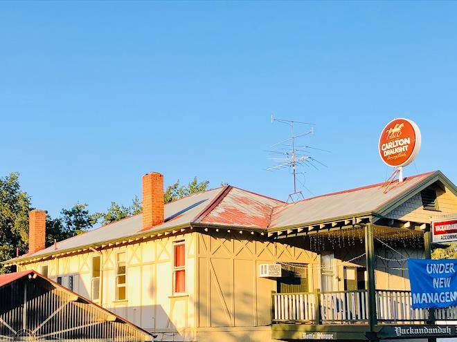 The yackandandah hotel