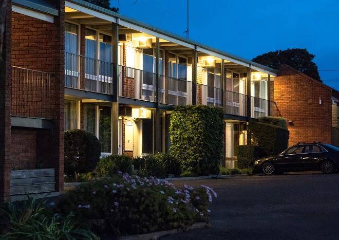 Coal valley motor inn