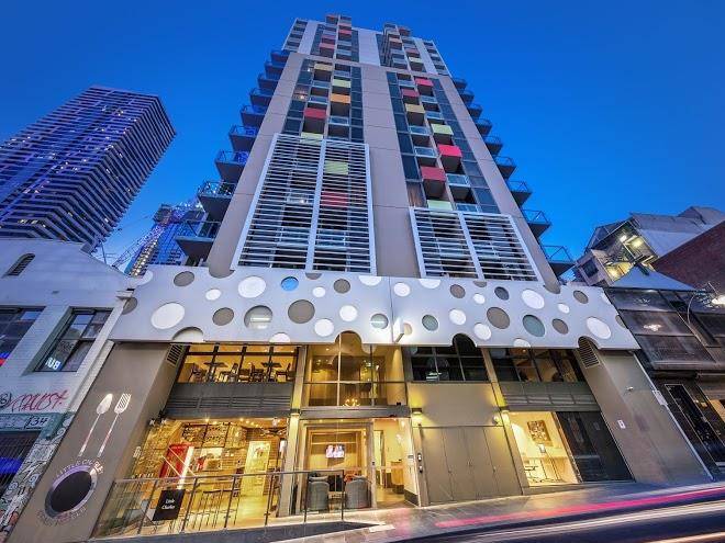 Brady hotels central melbourne