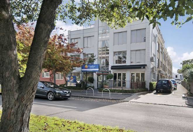 Comfort hotel east melbourne
