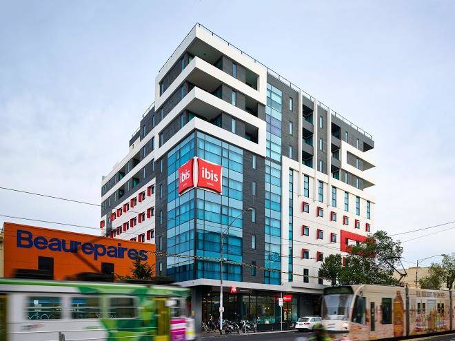Essence Hotel Carlton
