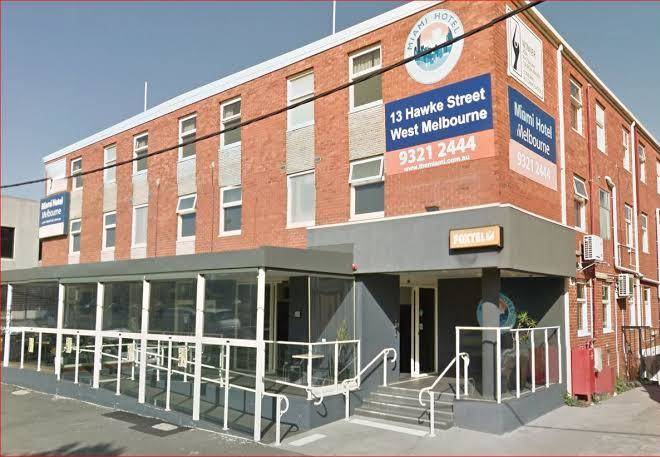 Miami hotel melbourne