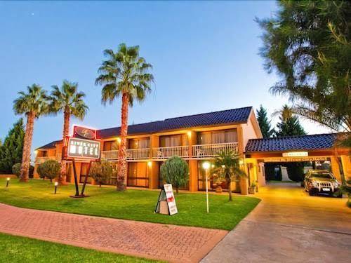 River city motel
