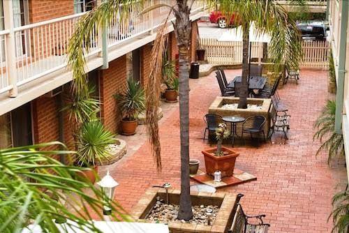 Central yarrawonga motor inn