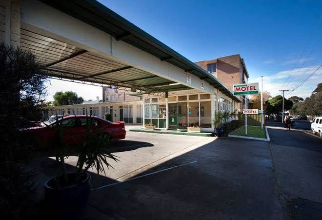 Parkville motel