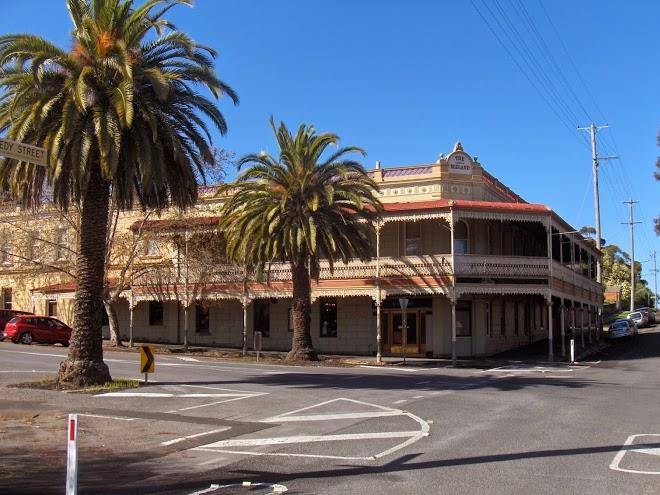The midland hotel castlemaine