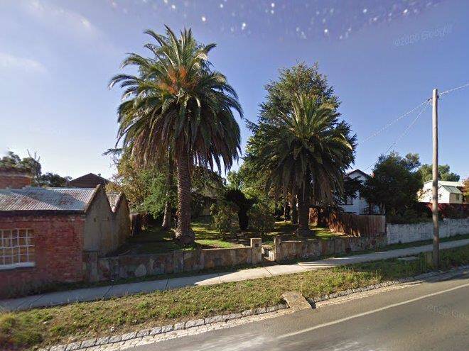 Twin palms castlemaine