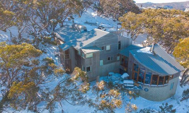 Mansfield Ski Lodge Mount Buller Image