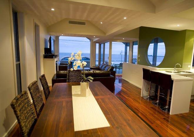 Aloha beachfront accommodation