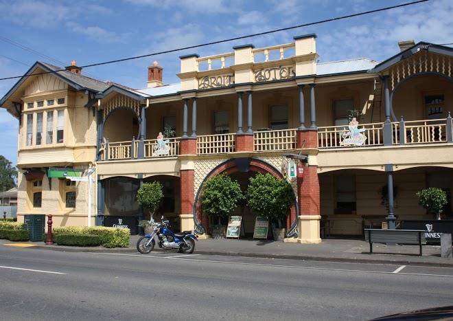Mickey bourke's koroit hotel