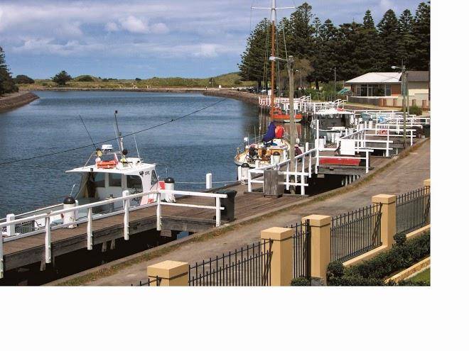 Dockside waterfront indulgence