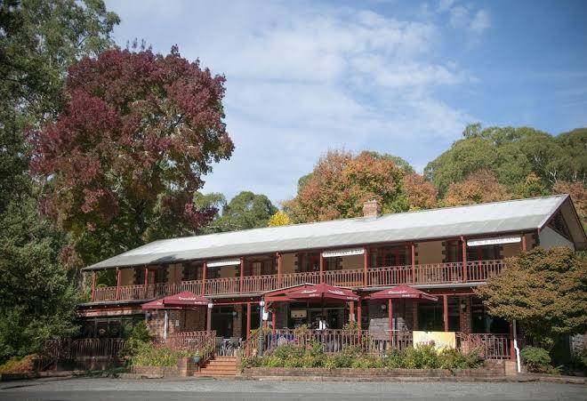 Black spur inn