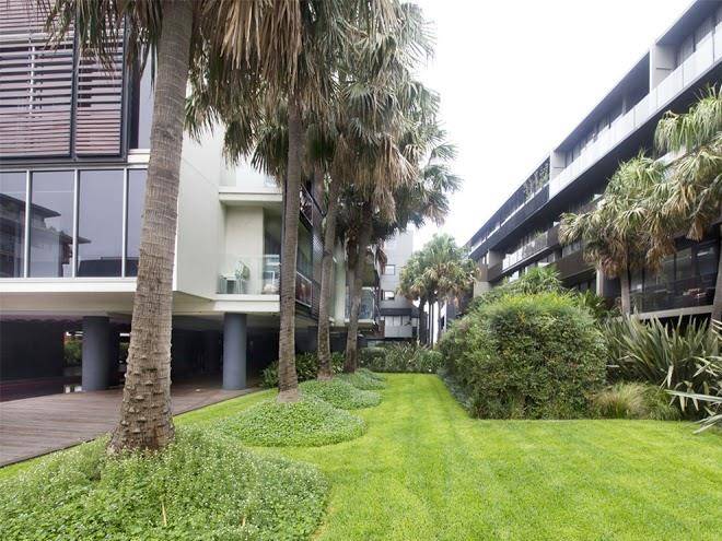 Urban sea drift rejuvenate stays