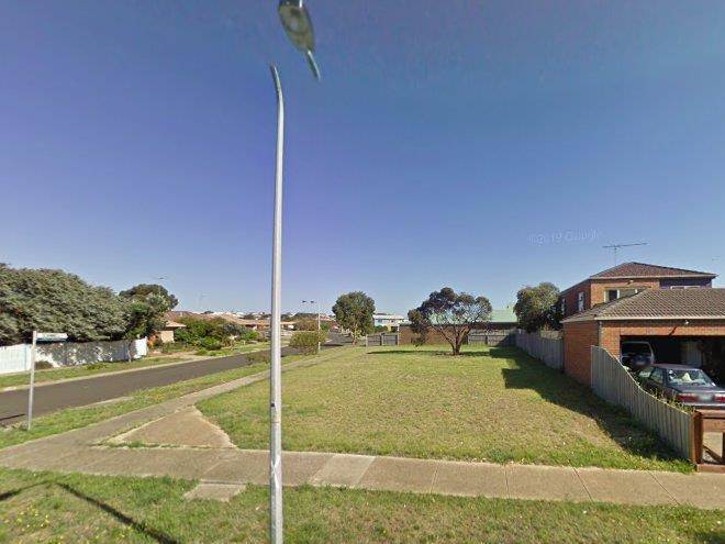 Torquay Relax & Unwind Beach 300m Table Tennis Image