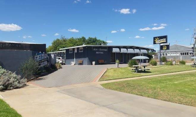 Sun Centre Motel Image