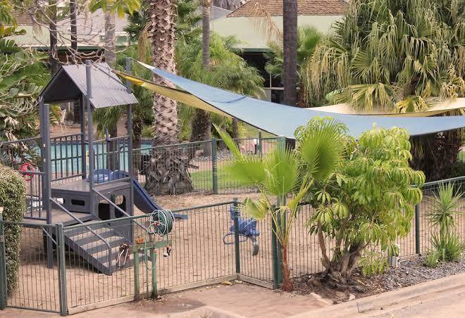 Swan hill resort