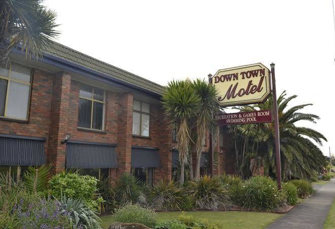 Downtown motel