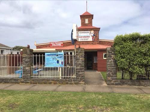 Warrnambool beach backpackers