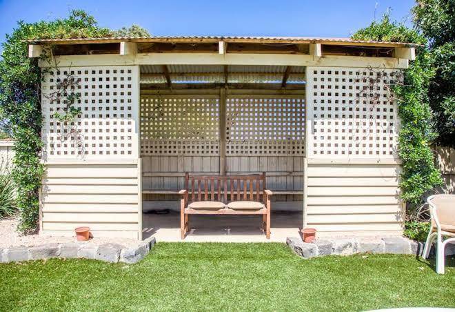 Werribee park motor inn