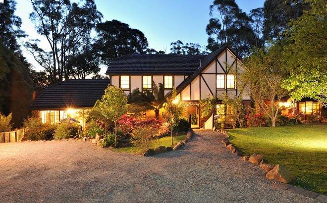 Holly lodge
