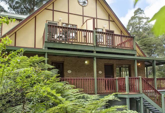 Mountain lodge dandenong ranges accommodation