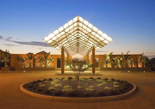 Oaks cable beach resort