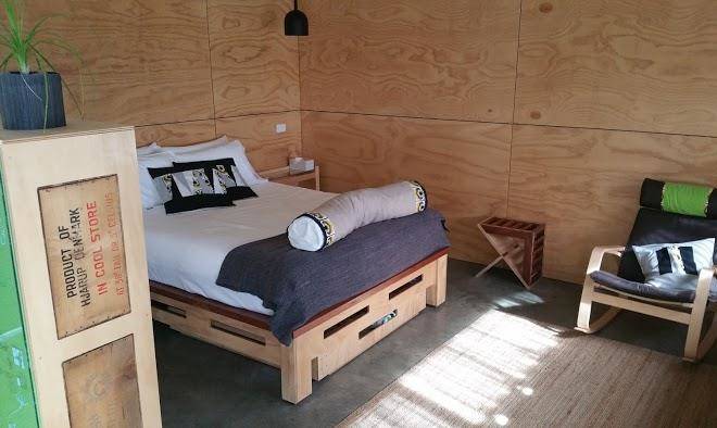 Bed + bauhaus