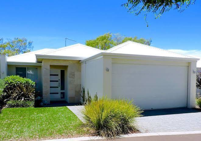 Contemporary cove