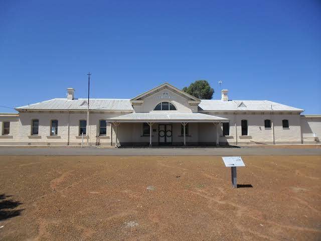 Coolgardie motels