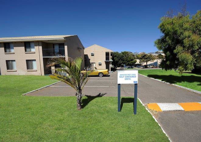 Abrolhos reef lodge