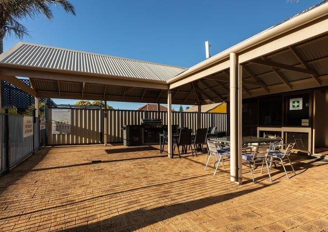 Sails geraldton accommodation