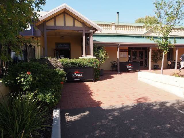 Dongara hotel motel