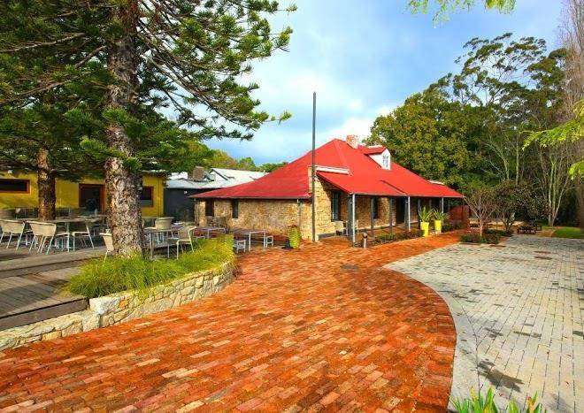 Inn mahogany creek