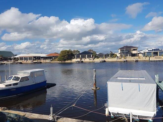 Serenity on murray waters b & b