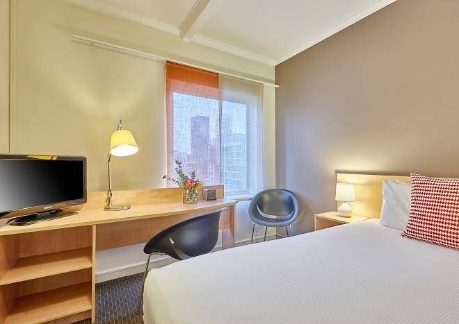Ibis perth