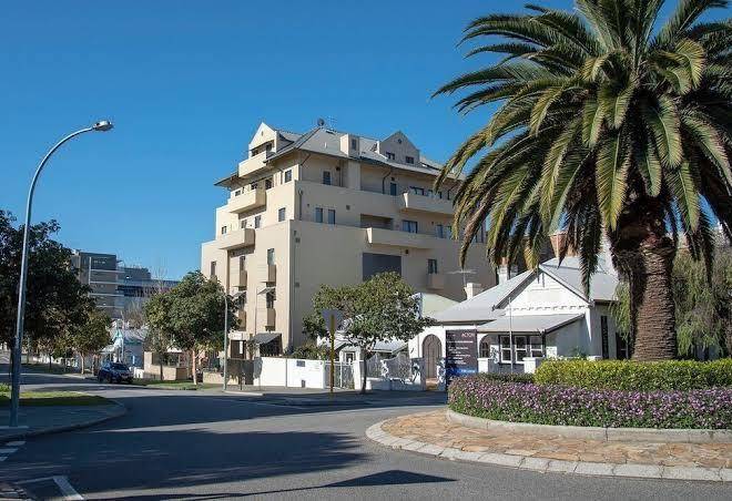 Ramada By Wyndham Perth The Outram Image